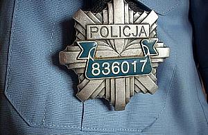 Fałszywy policjant z prawdziwą blachą
