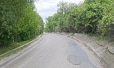 Zdewastowany wolski objazd Dźwigowej