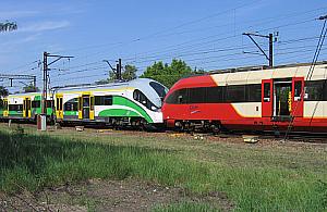 Zderzenie pociągów nad rondem Starzyńskiego