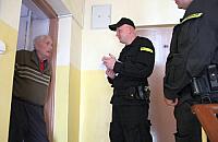 Dzie� dobry, tu policja!