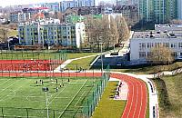 Ekrany wokół boisk - niedorzeczne tylko dla władz