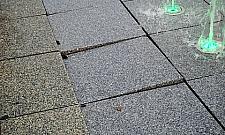 Deskorolkowcy zniszczyli fontannę