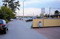 Okolice dworca - przebijane opony, zarysowany lakier