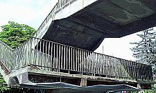 Kładki: przy Edisona nieczynna, na Potockich do zburzenia