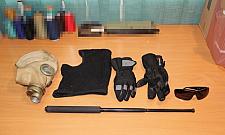 Napad na kiosk w masce gazowej