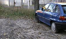 Dziki parking przy Wrzecionie