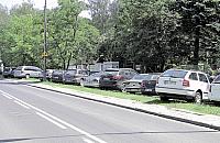 Potrzebny parking przed szkołą na Bohaterów