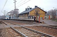 PKP Falenica - jak bezpiecznie wejść na peron?