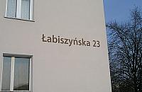 Łabiszyńska: podwórko to nie parking!