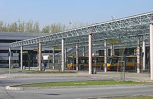 Autobusem do metra, ale tylko Transludem