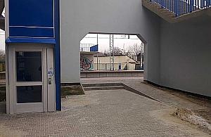 PKP Płudy - jest podjazd, windy wciąż nie działają