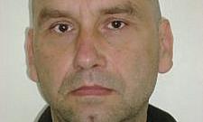 Policja poszukuje przestępców