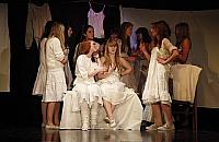 Zacisze zag��biem teatralnym w weekend