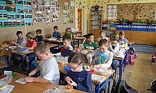 Ciasno w SP 52. Pierwszaki pójdą do kontenerów?