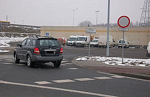 Cwaniactwo przy CH Targówek