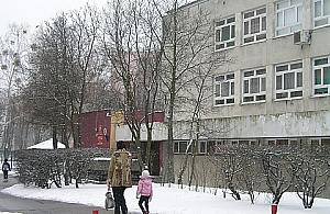 Szkoła na Brygadzistów: koniec z przemarzaniem ścian