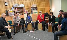 Głośne bębnienie w Art Bemie