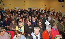 Oburzeni z Aleksandrowa opuszczają salę