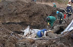 Pękł ropociąg w Nieporęcie