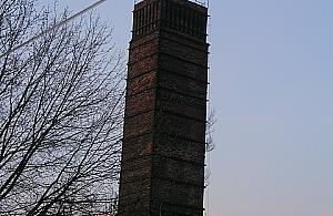 O kominie, który góruje nad osiedlem Przyjaźń