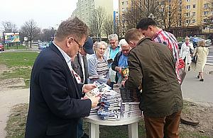 Dwa tysiące książek na godzinę