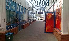 Wymarłe centrum handlowe na Powstańców Śląskich