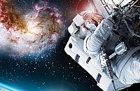 Bia�o��ka odkrywa kosmos w Kobia�ce