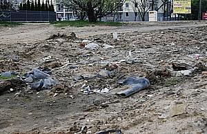 Strumykowa: po budowie został śmietnik