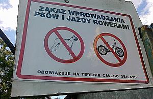 Broniewskiego: śmietnik pełen zakazów