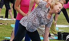 Joga - za darmo w sobotę w parku Bródnowskim