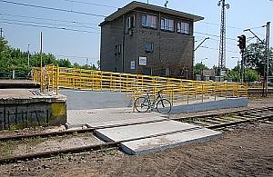 Lifting PKP Falenica zakończony