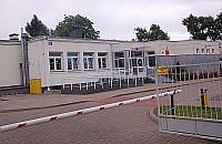 Szkoła na Juranda. Nie może być szerzej? Niech będzie jednokierunkowo