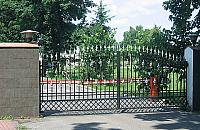 Sąd, szpital i osiedle na terenie po dywizji