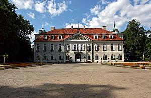 Wakacyjne resentymenty z bemowskim ZUS-em w tle