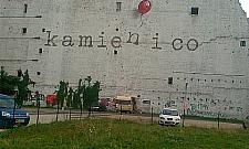 Zniknie jeden z największych murali "Kamień i co"