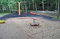 Plac zabaw na Ceramicznej - trudne sąsiedztwo