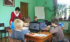 Mali konstruktorzy samolotów z Anina