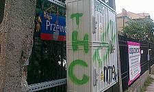 Kreatywne oznakowanie ulicy Przewoźników