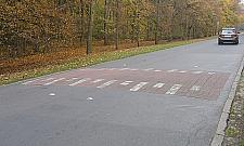 Chodnik przy Dewajtis: dobry pomysł? Na pewno drogi