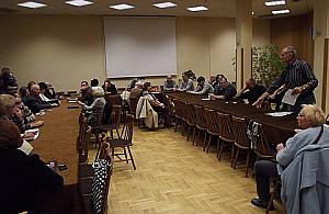 Broniewskiego: kolejny blok czy skatepark?