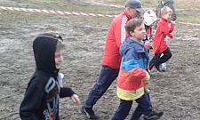 Bieg Niepodległości w Choszczówce: kto ma najwięcej wiernych kibiców?