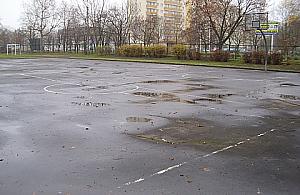 Boisko przy szkole na Hieronima - będzie nowe