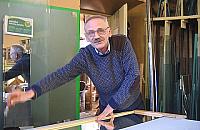 Po drugiej stronie lustra, czyli zakład szklarski od podszewki