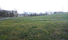 Park Górczewska: jest za ciemno, zwłaszcza od strony Czumy