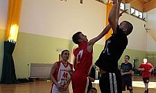 Amatorski sport na Targówku. Ludzie o gruszce, burmistrz o pietruszce