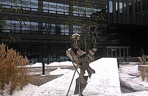 Skwer Kuryłowicza - nazwa bez nazwy