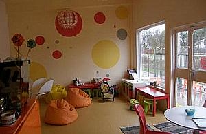 Malutki acz kulturalny Okruszek - klubokawiarnia na Bukowcu