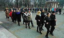 100 par na studniówkę w parku Wiecha