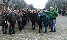 100 par na studniówkę w parku Wiecha