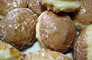 Zostań Wolskim Pączusiem! Jak szybko zjesz pięć pączków?